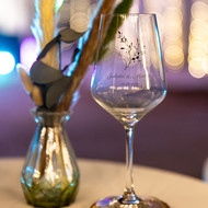 Verre à vin sérigraphié Harmony 35 personnalisé pour un mariage